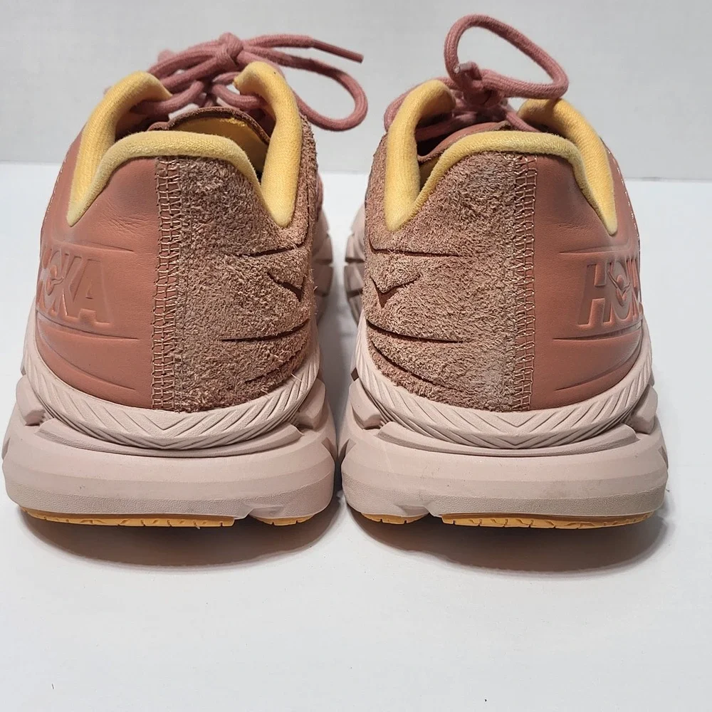 Hoka One One Clifton LS Peach Whip Suede Mesh Sneakers 1141550‎ EPWP Womens 9.5